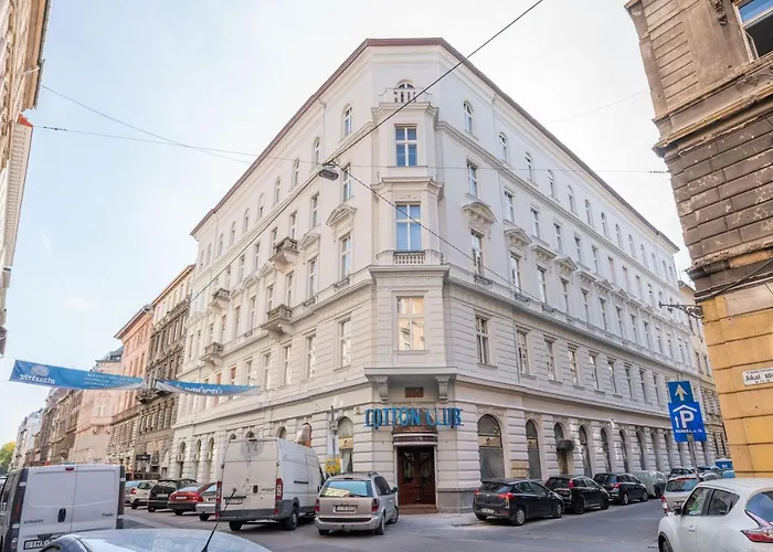 Milano Design Center With Ac * Budapest