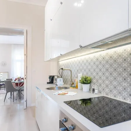 Milano Design Center With Ac Daire