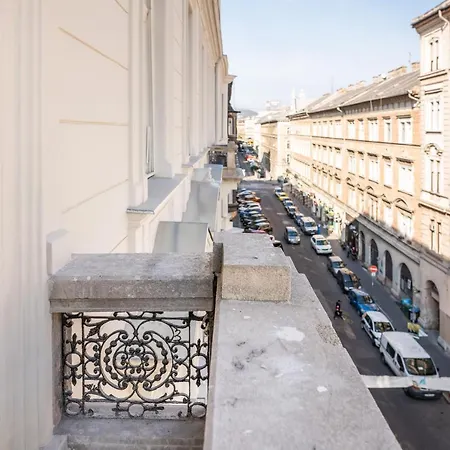 아파트 Milano Design Center With Ac 부다페스트